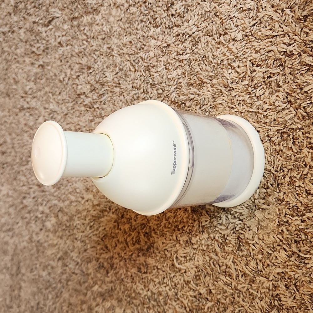 Tupperware Chopper